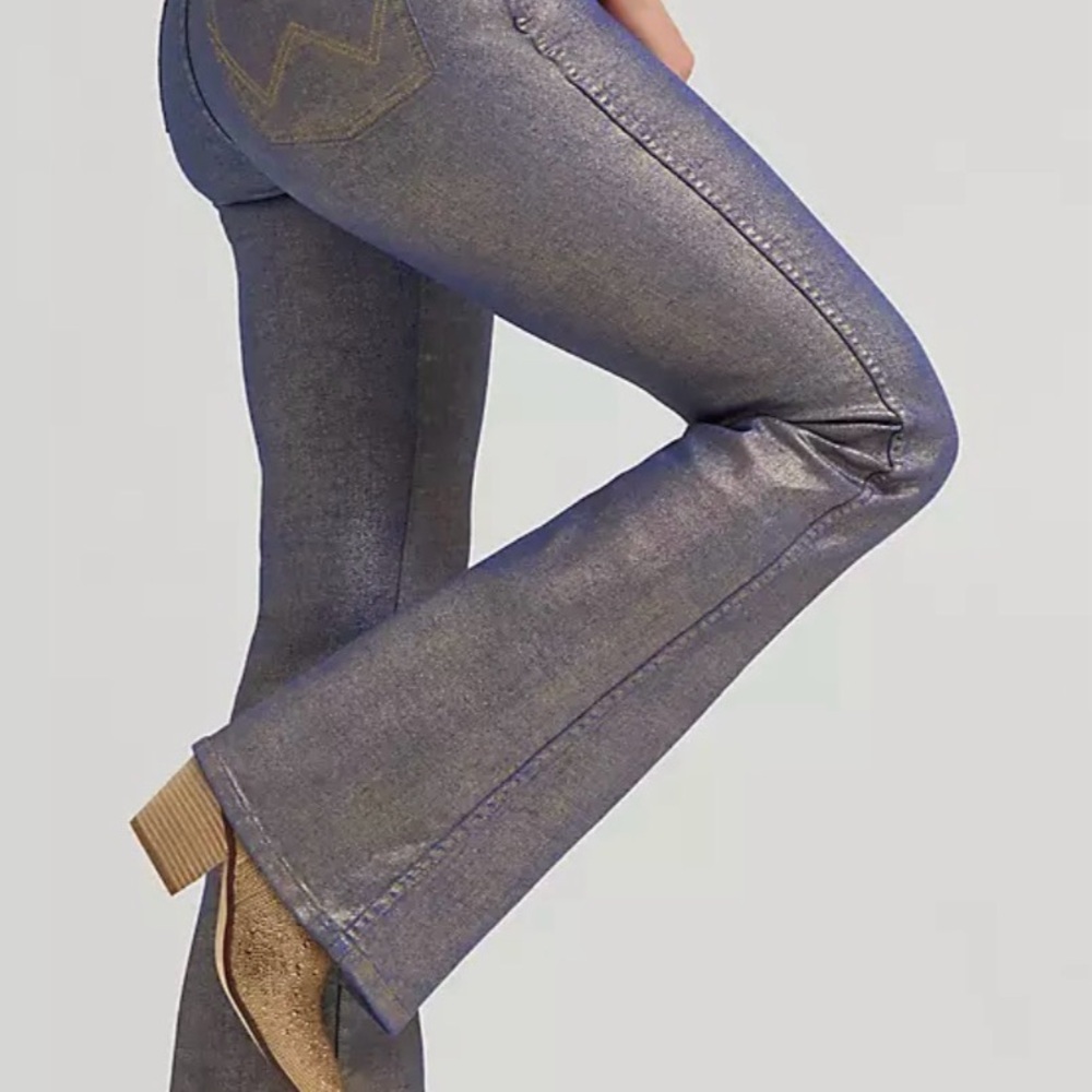 Lainey Wilson Wrangler Collaboration Glitter Flare Jean - Picture 2 of 5